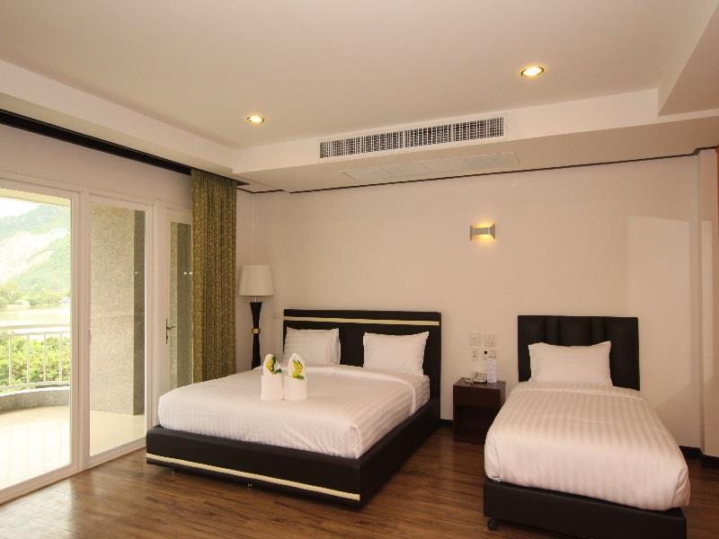Hotel Kan กาญจนบุรี ภายนอก รูปภาพ
