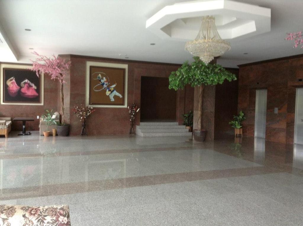Hotel Kan กาญจนบุรี ภายนอก รูปภาพ