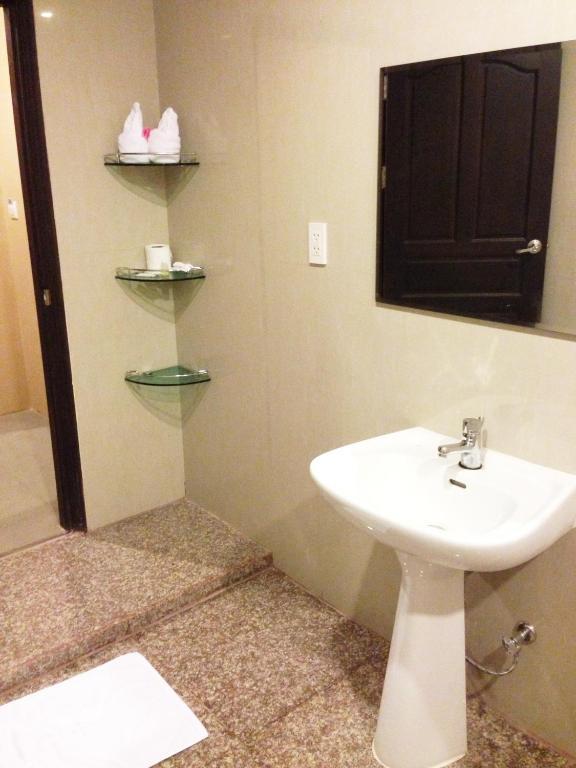 Hotel Kan กาญจนบุรี ห้อง รูปภาพ