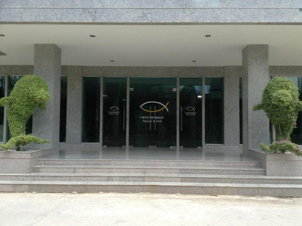 Hotel Kan กาญจนบุรี ภายนอก รูปภาพ